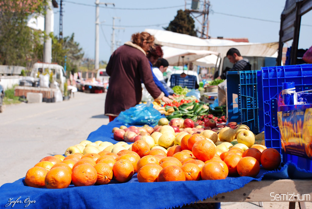 ''Dünyadaki tüm eşitsizlikleri düşünün. Bu eşitsizliklerin var olduğu bir ortamda ‘hadi daha sağlıklı gıdaya geçelim’ veya ‘gıda kompozisyonunu iyileştirelim’ demek çok naif kalıyor. Her şeyden önce iki milyar insan aç - buradan başlamamız lazım.'' (Fotoğraf: Zafer Özer)